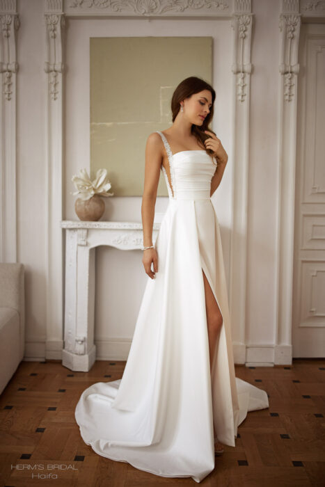 Divina Suknie ślubne 2024 - Herms Graziano suknia ślubna Haifa Herms